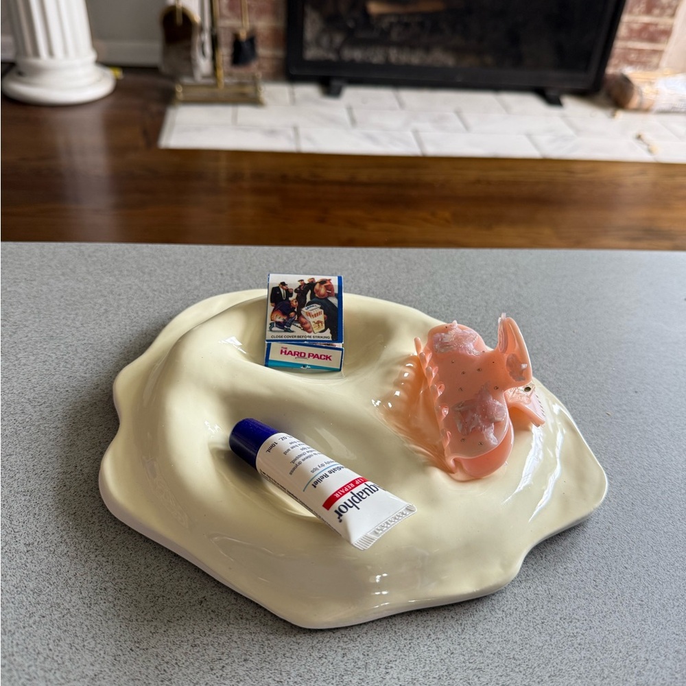 Handmade Cream Ceramic Dish - Picture 4 of 6